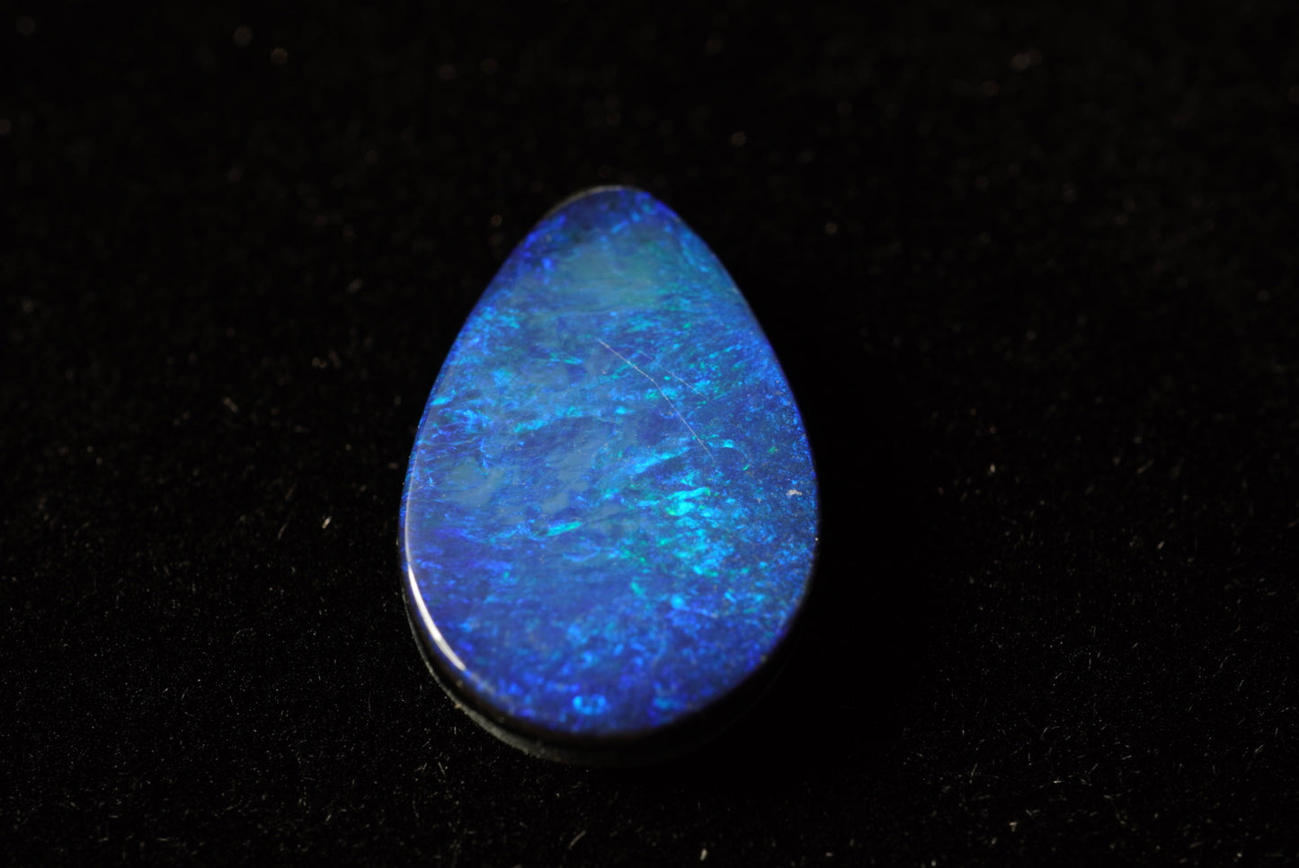 3.8 ct Doublet 15.5 x 9.9 x 3mm