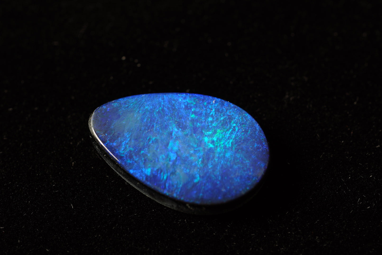3.8 ct Doublet 15.5 x 9.9 x 3mm