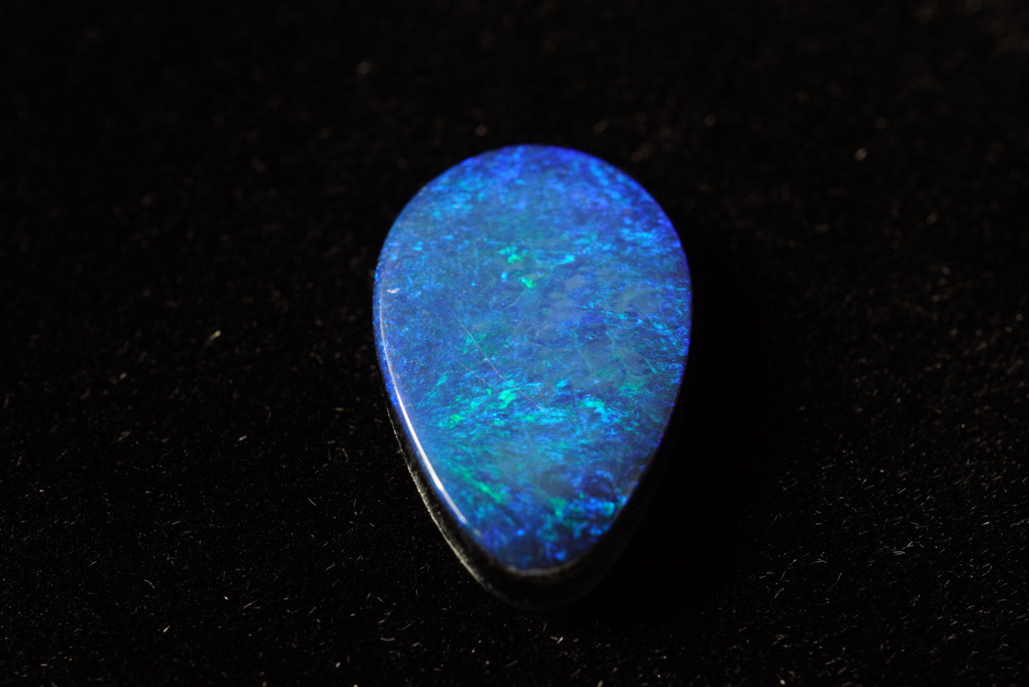 3.8 ct Doublet 15.5 x 9.9 x 3mm
