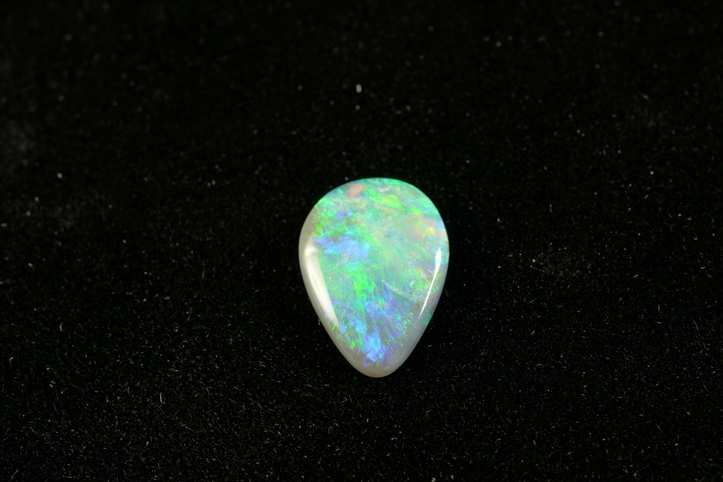 1.87 ct Doublet Opal 13 x 9.5 x 2.4mm