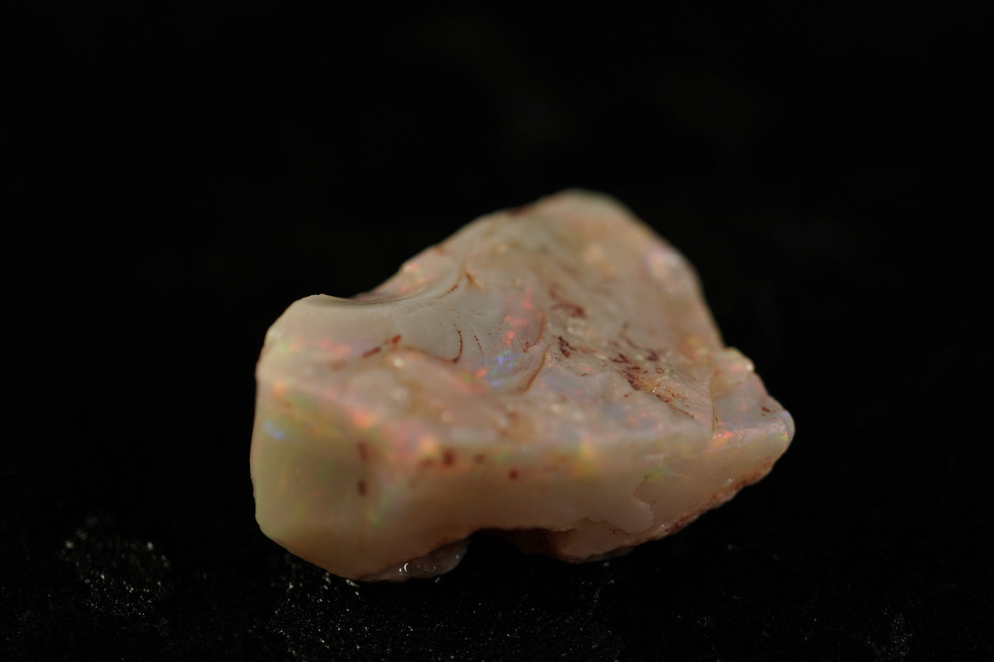16.6 ct single rough opal piece