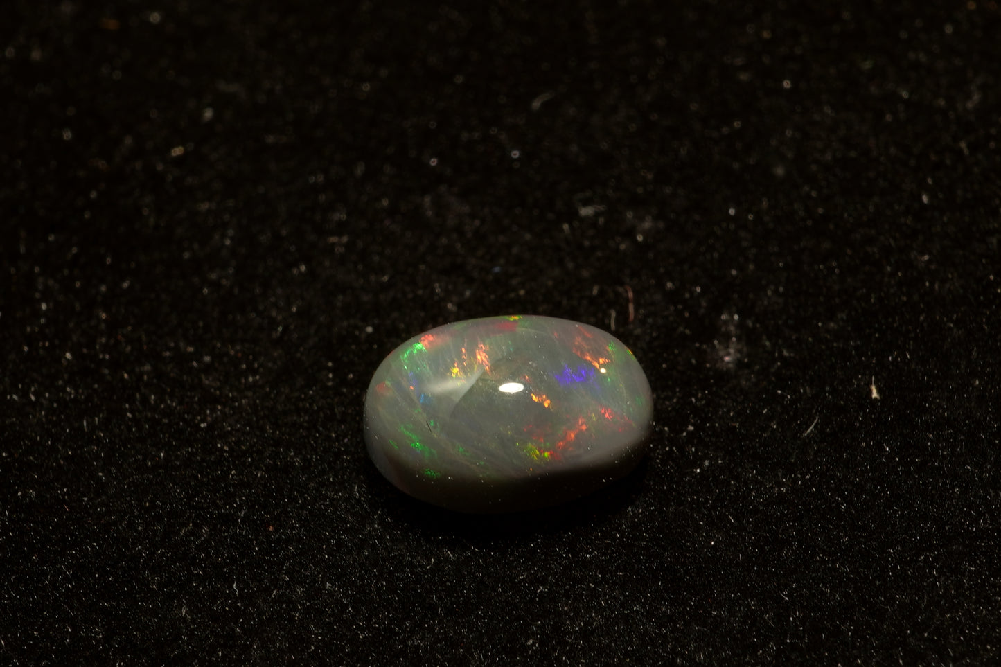 1.41 ct Black Opal 8.1 x 5.6 x 4.5