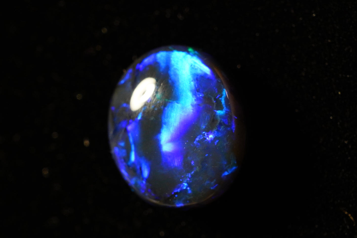 1.9 ct Black Opal 9.6 x 8.5 x 3.1 mm