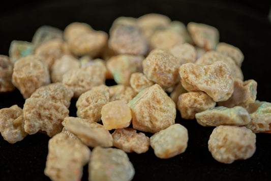 102 ct Lightning Ridge Pea nobby parcel