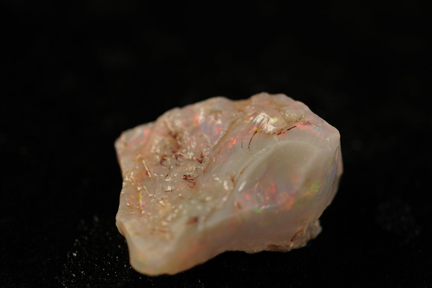 16.6 ct single rough opal piece