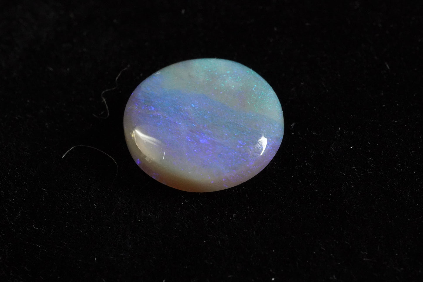 1.7 ct picture stone 10 x 2.2mm