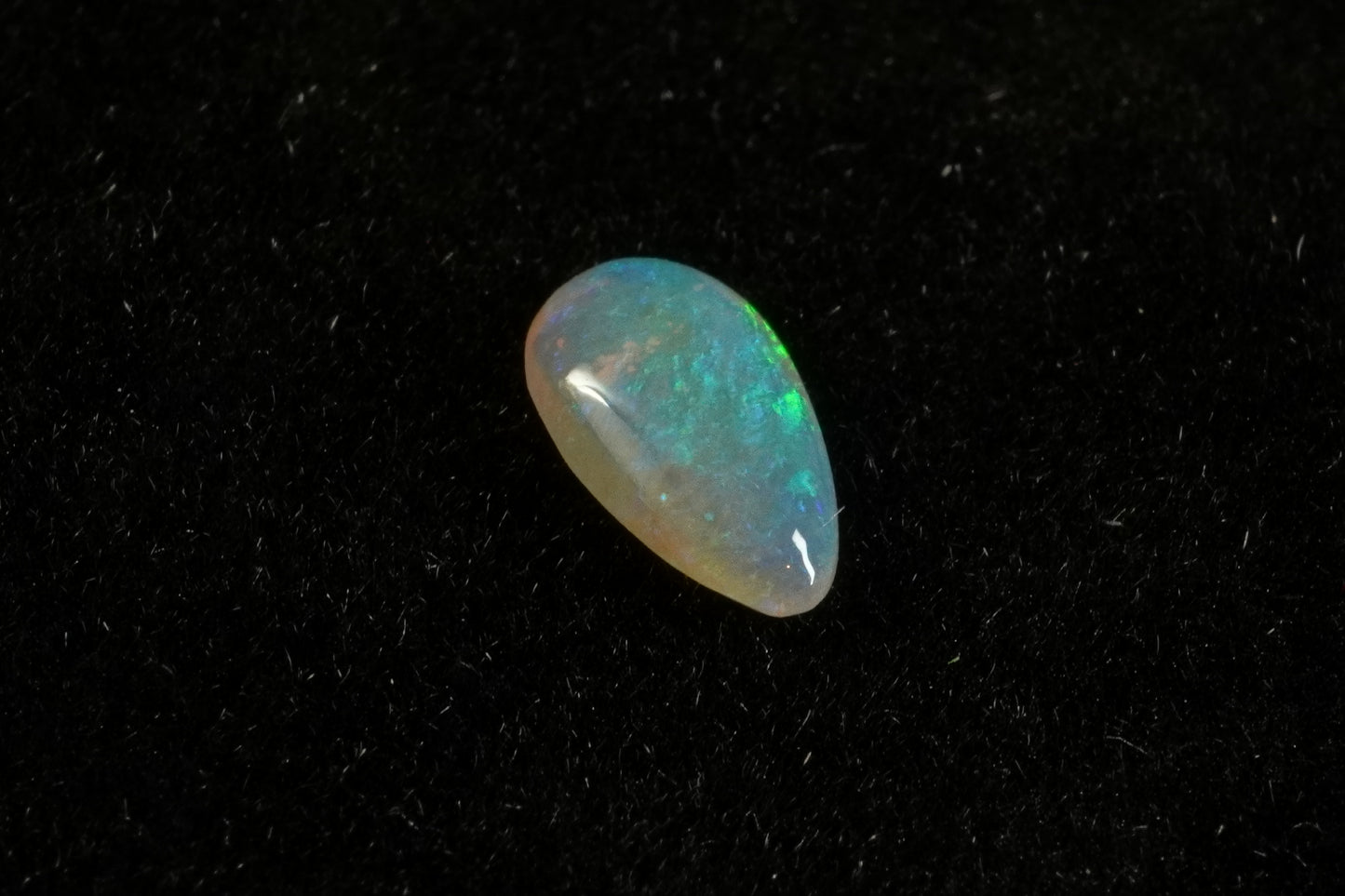 0.41 ct Crystal Opal 8.3 x 4.5 x 1.7mm