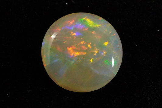 1.9 ct Crystal Opal 8.9 x 4.1mm