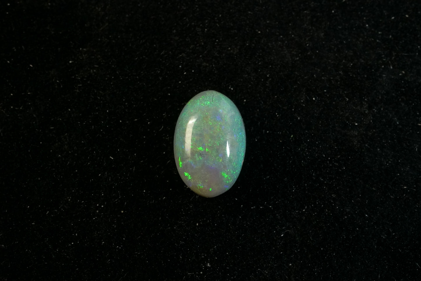 0.985 ct Dark Opal 8 x 5.2 x 3.5 mm
