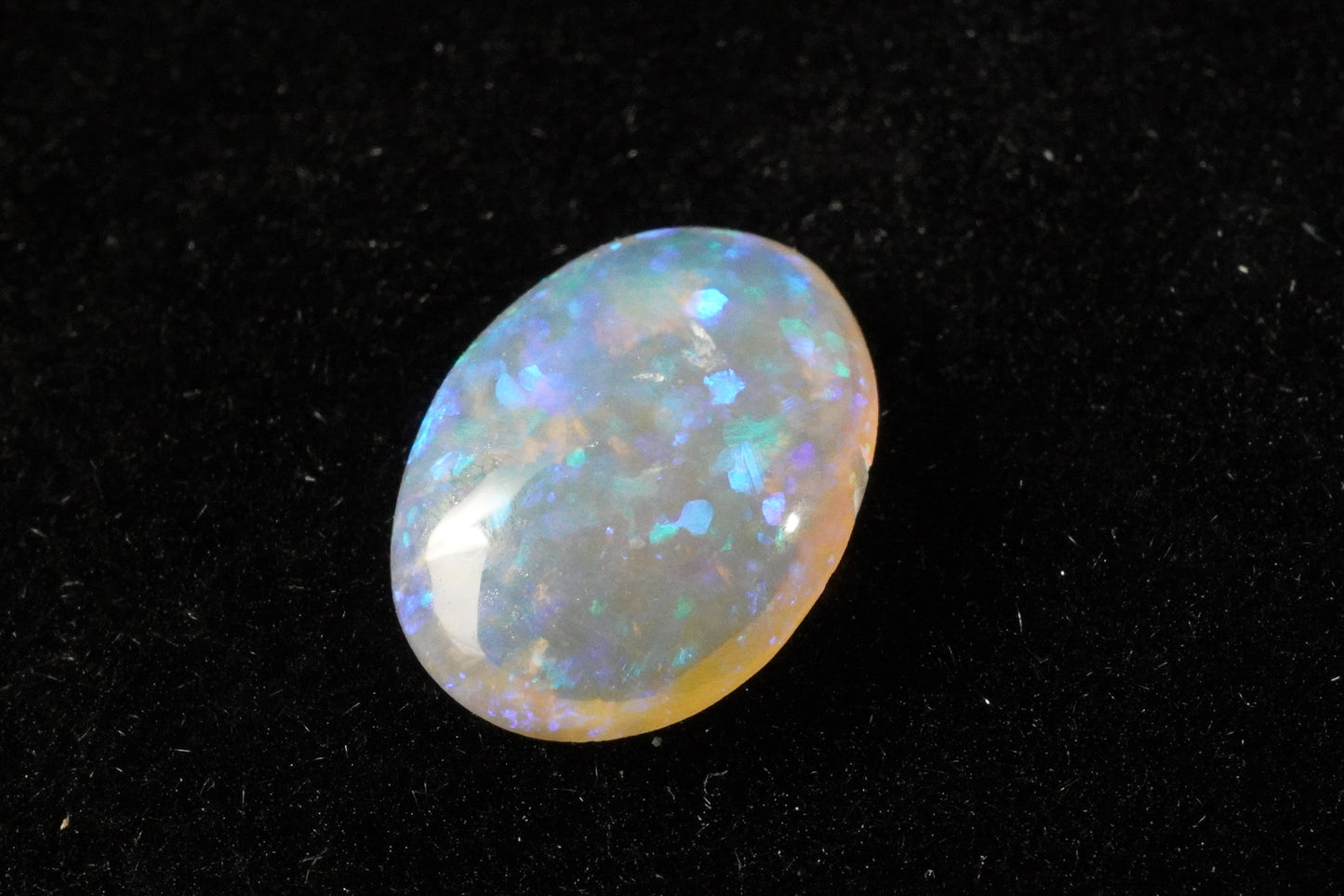0.63 Crystal Opal 7.7 x 5.8 x 2 mm