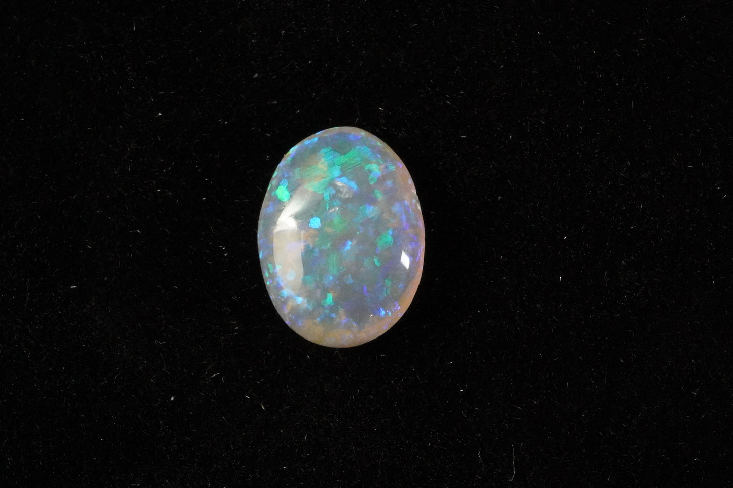 0.63 Crystal Opal 7.7 x 5.8 x 2 mm