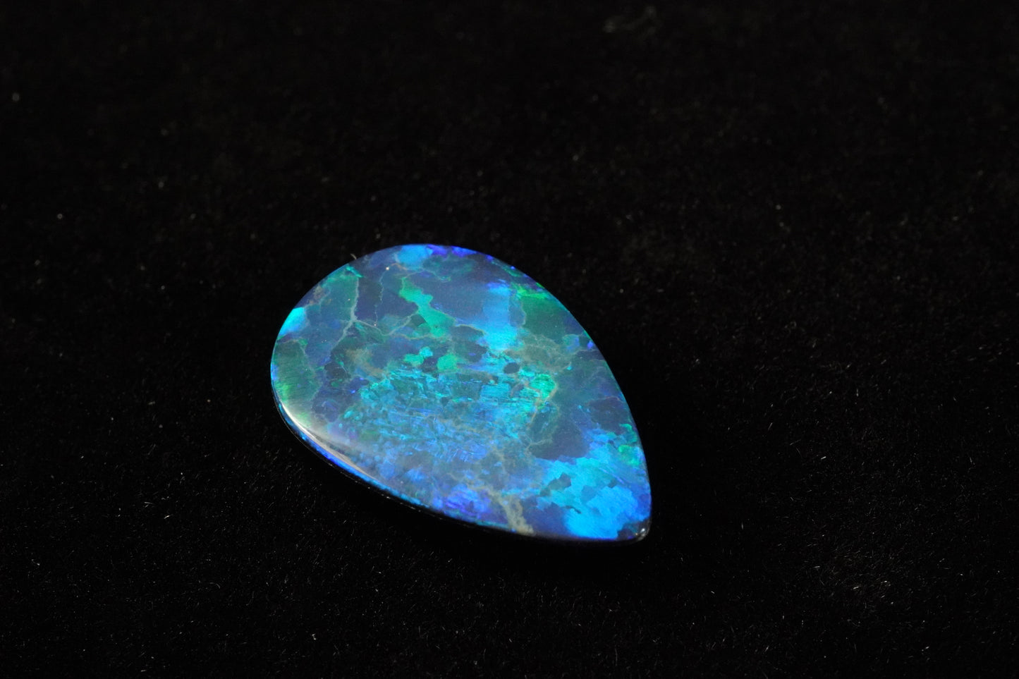 9.7 ct Doublet 19.2 x 12.9 x 4.7 mm