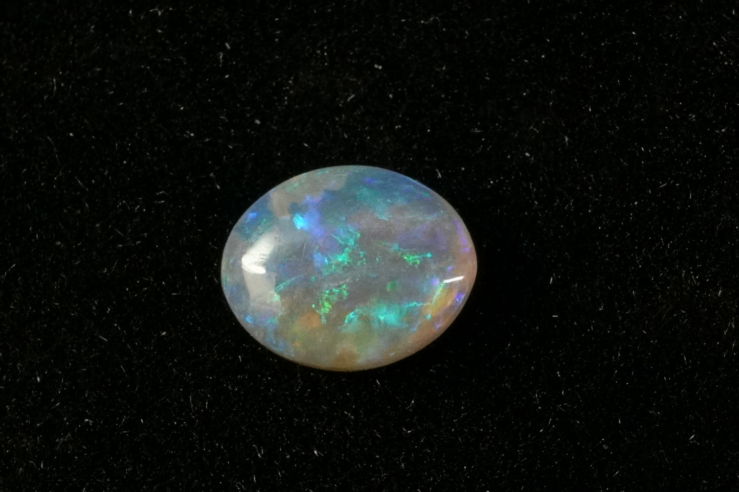 0.61 ct Crystal Opal 6.4 x 4.5 x 2.2 mm
