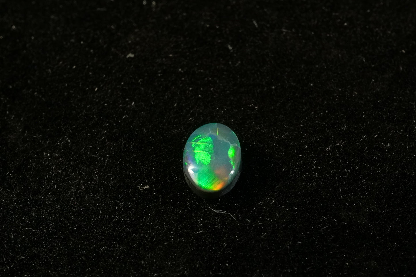 0.39 ct Doublet 5.8 x 4 x 2 mm