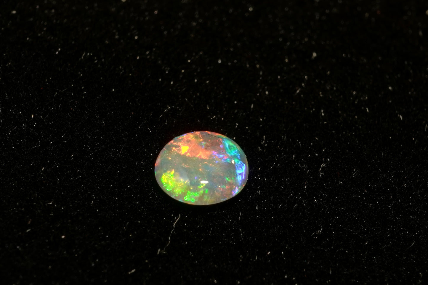 0.35 ct Crystal Opal 5.8 x 5.4 x 1.7 mm