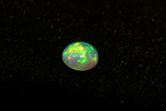 0.30 ct Crystal Opal 4.3 x 2.3 mm