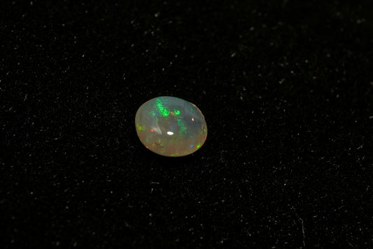 0.33 ct crystal opal 4.8 x 2.1 mm