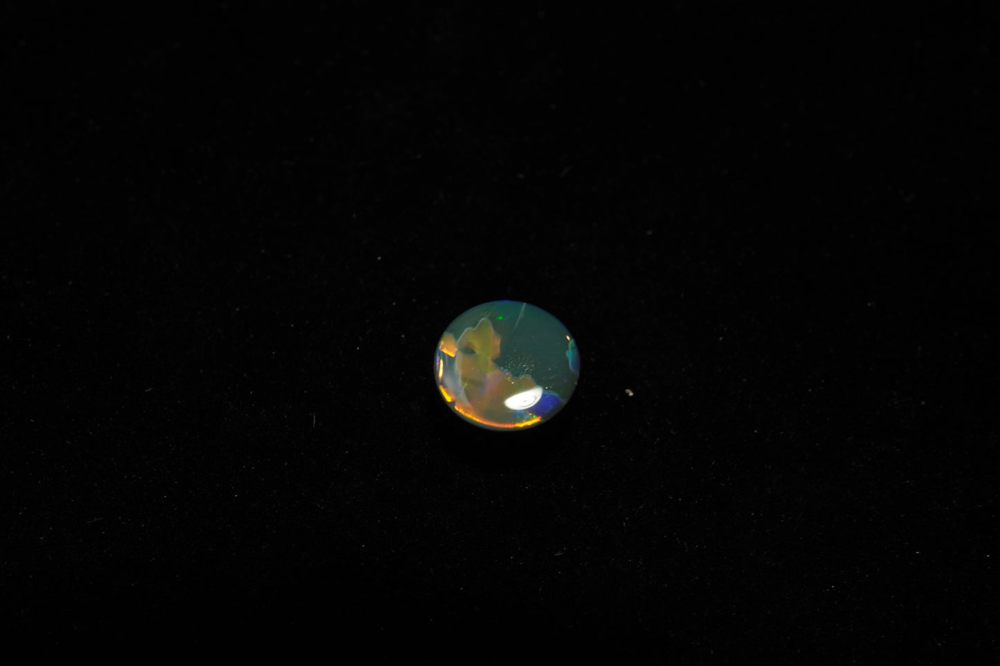 1.6 ct Doublet 7.5 x 3.4 mm