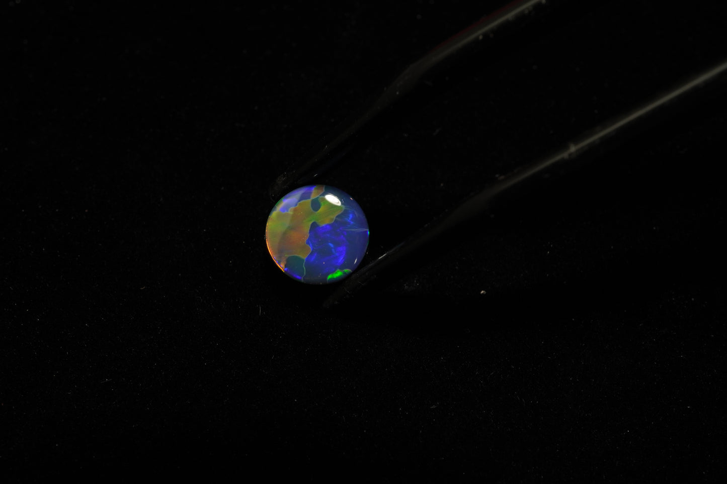 1.6 ct Doublet 7.5 x 3.4 mm