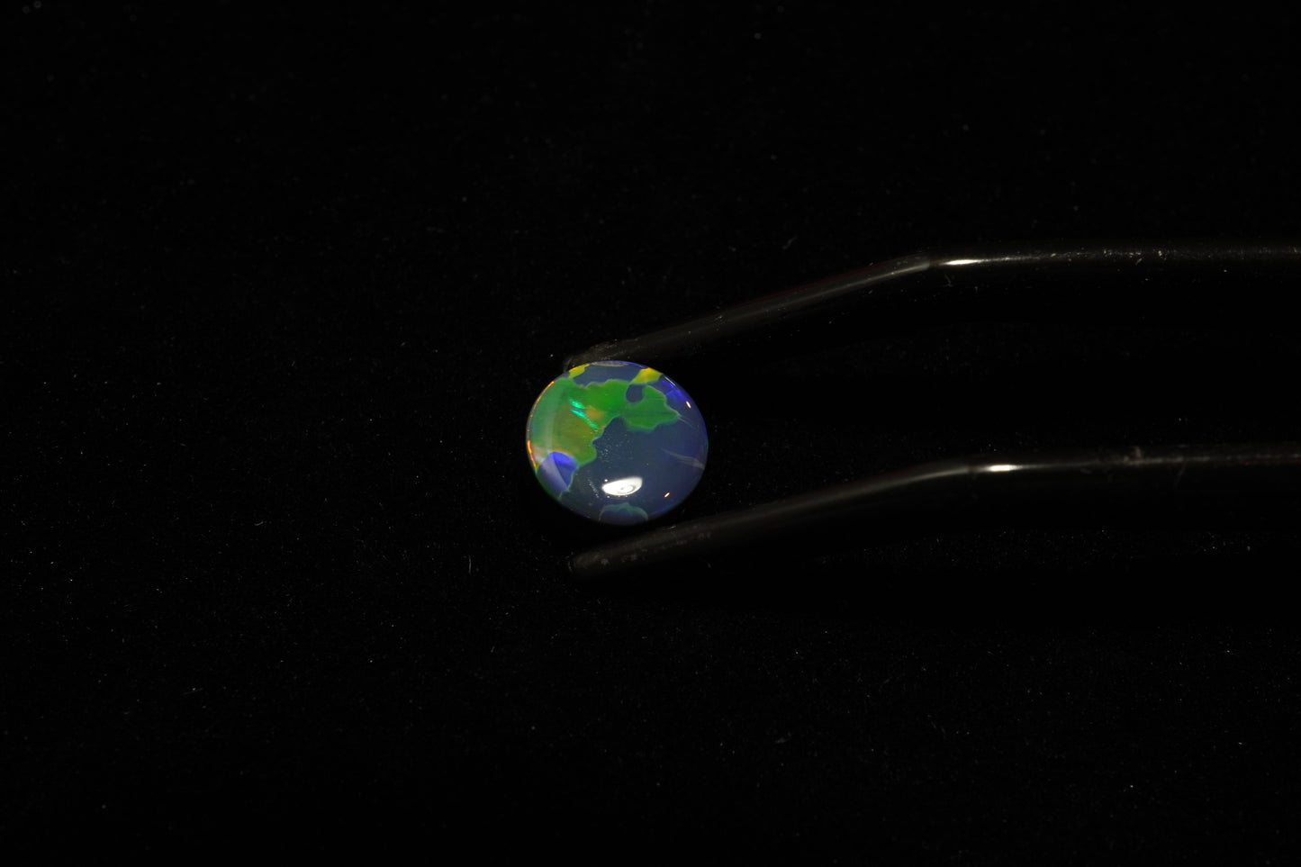 1.6 ct Doublet 7.5 x 3.4 mm