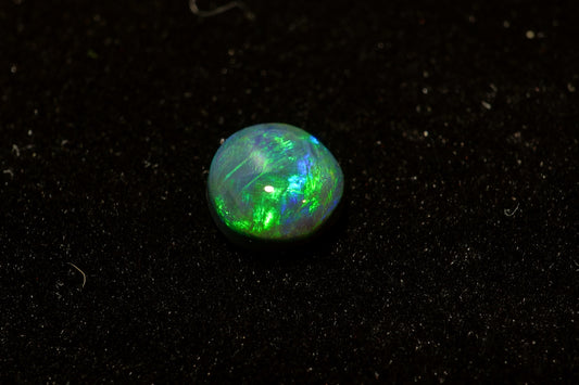0.52 ct Black Opal 5.7 x 5.2 x 2.5 mm