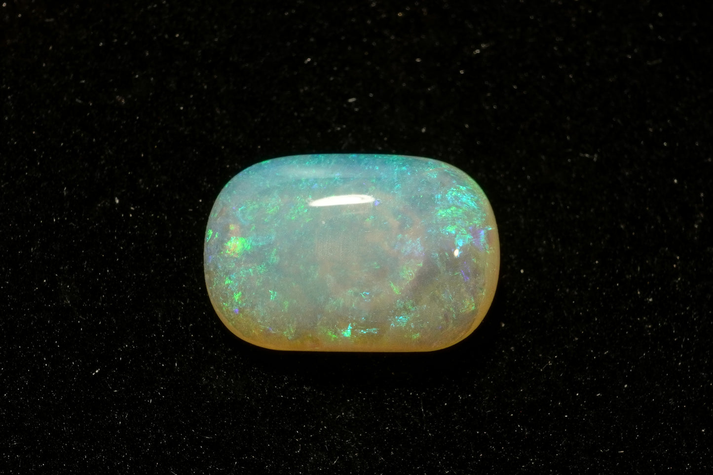 1.27 ct Crystal opal 9.7 x 6.5 x 2.6mm