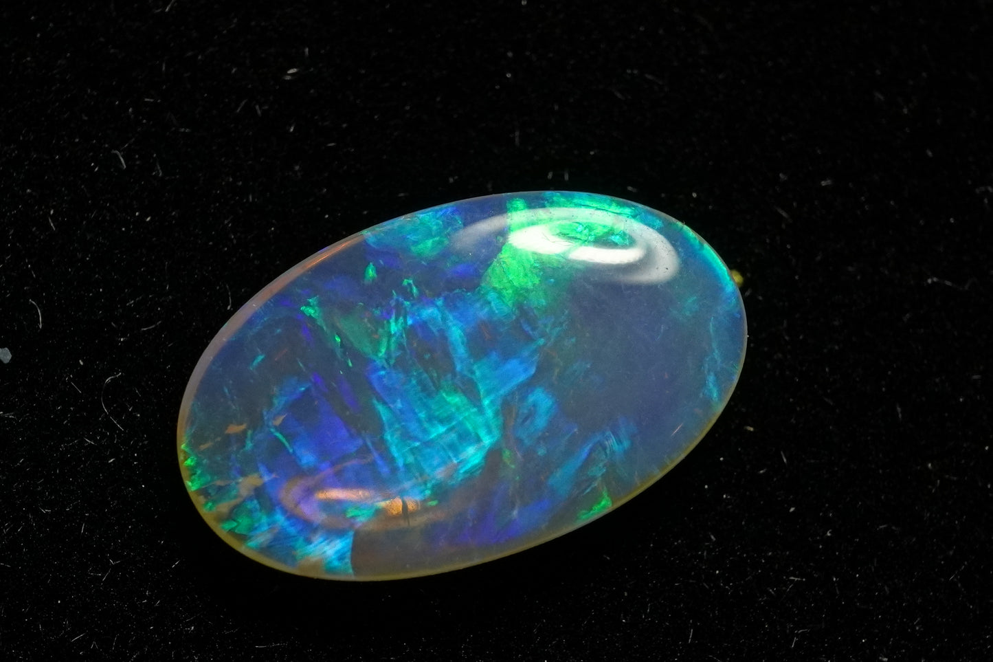 2.6 ct Dark Crystal Opal 14.5 x 8.7 x 2.9 mm