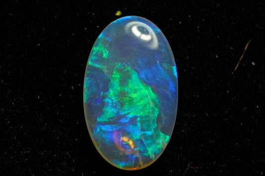2.6 ct Dark Crystal Opal 14.5 x 8.7 x 2.9 mm