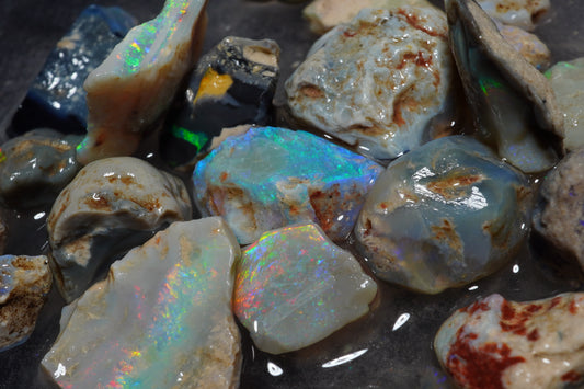 113 grams Lightning Ridge rough opal