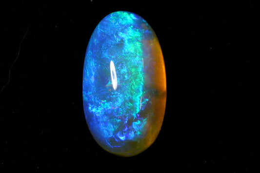 8.11 ct Crystal Opal 16 x 9.1 x 8 mm
