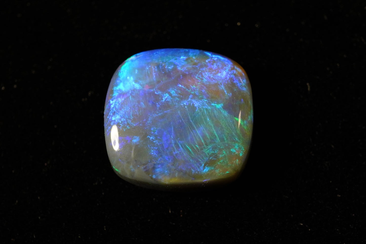 4.36 ct Dark Opal 11.1 x 10.4 x 4.4 mm