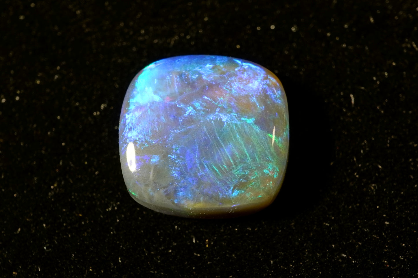 4.36 ct Dark Opal 11.1 x 10.4 x 4.4 mm