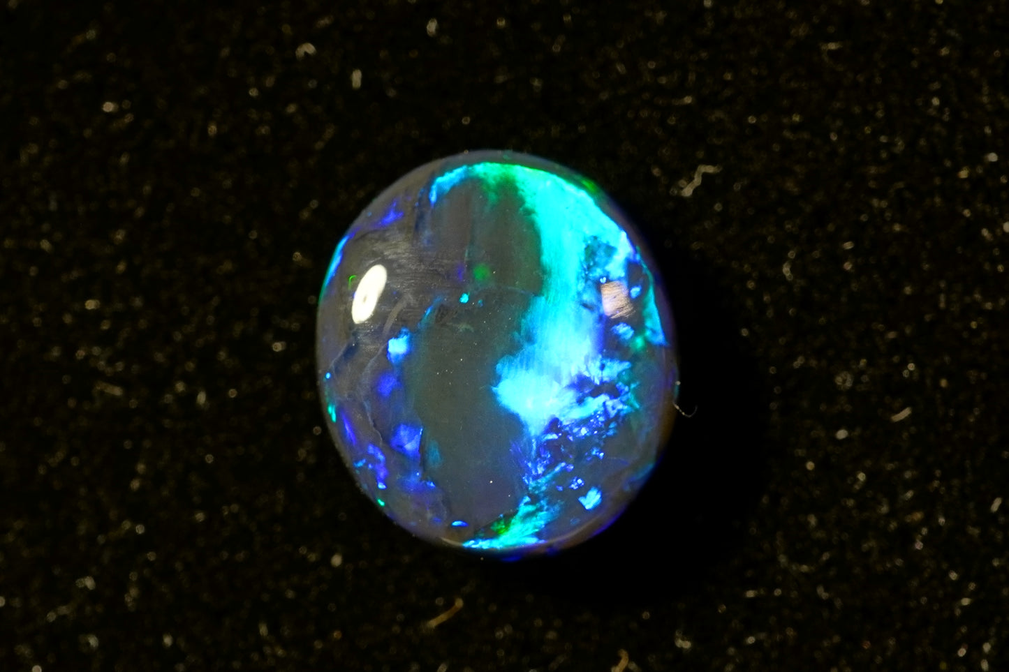 1.9 ct Black Opal 9.6 x 8.5 x 3.1 mm