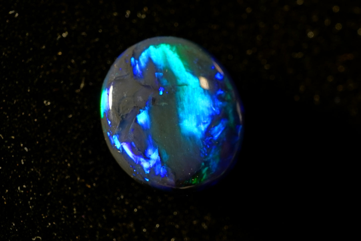 1.9 ct Black Opal 9.6 x 8.5 x 3.1 mm