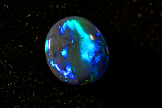 1.9 ct Black Opal 9.6 x 8.5 x 3.1 mm