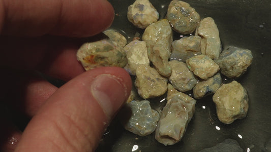 105 ct Rough Lightning Ridge Nobbies